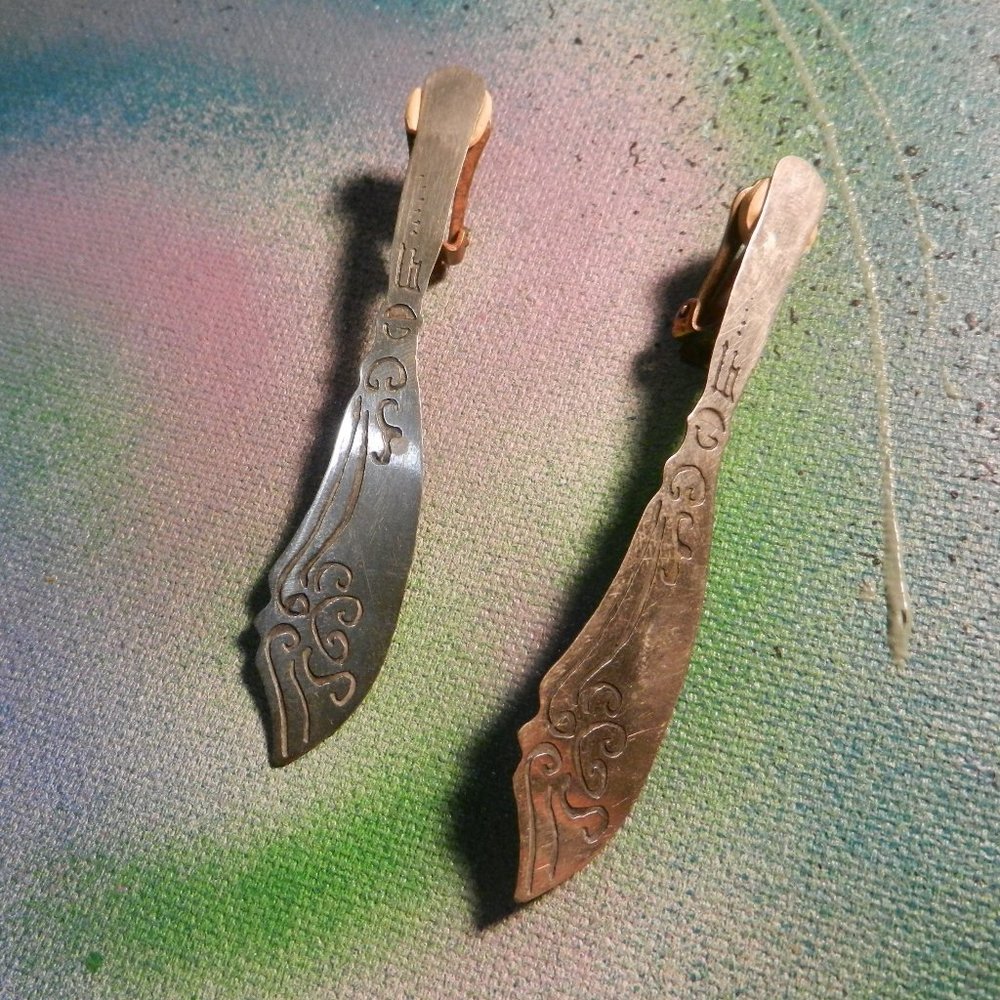 VTG Contempo pewter clip earrings silver pewter tone knife utensil pirate flair - Picture 7 of 10
